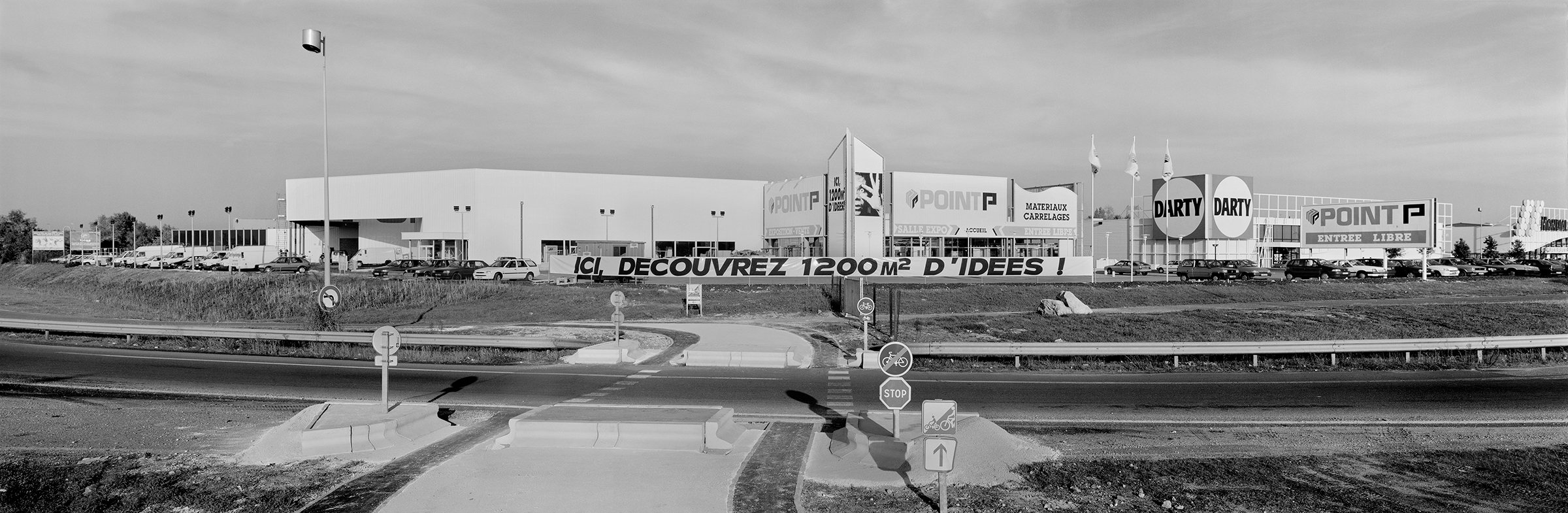 Get to France — Retail park near Bordeaux, 1995