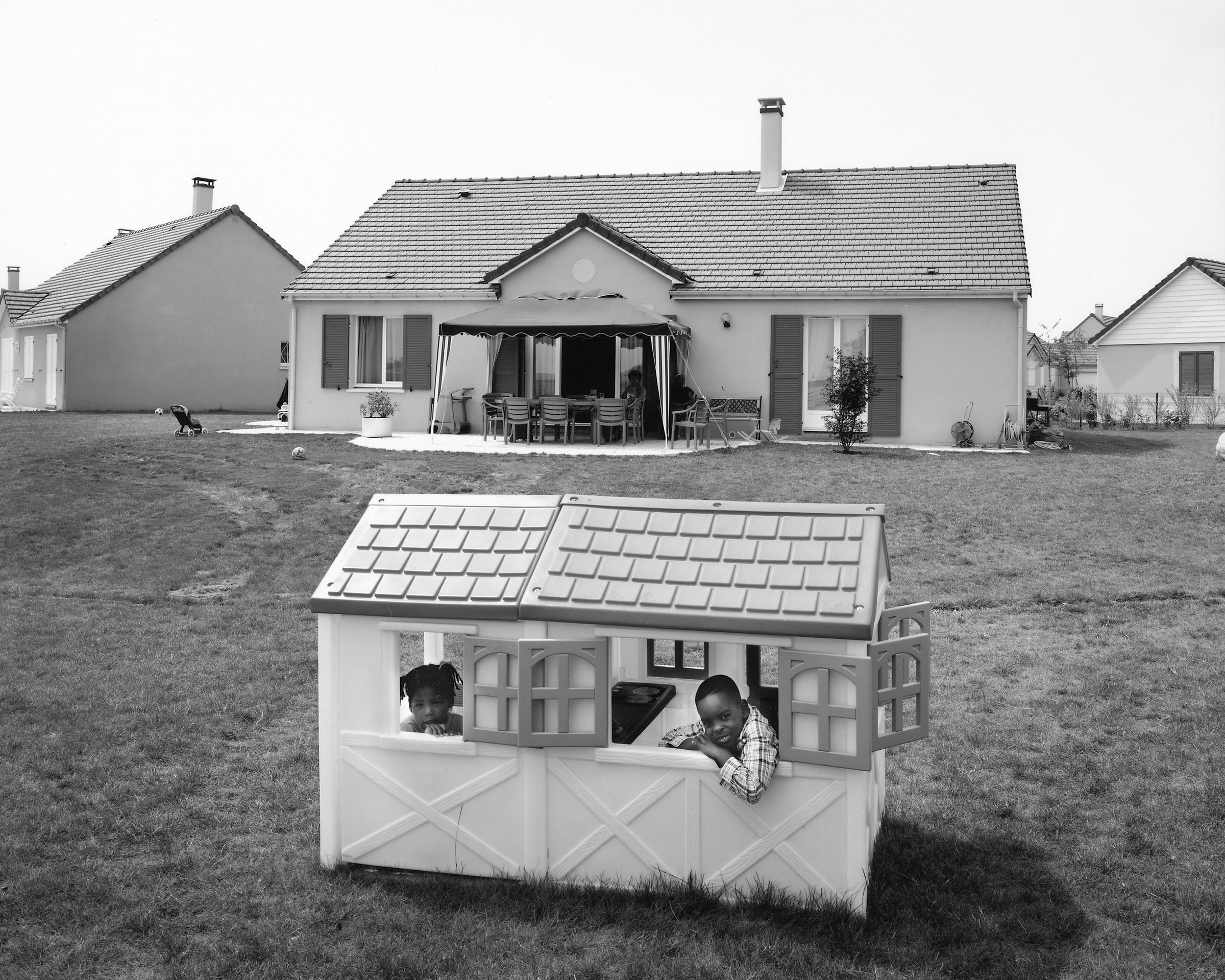 Aux Portes du Royaume — Magny-le-Hongre, France, 1998